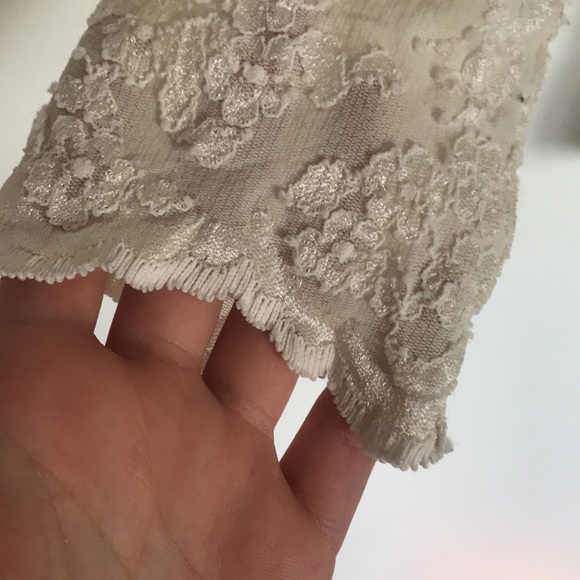 Lace Blouse - Picture 3 of 4